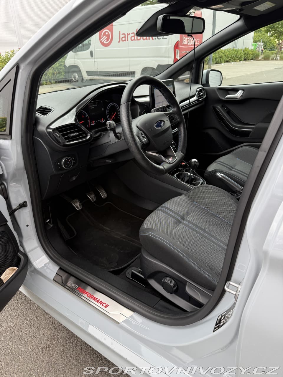 2020 Ford FIESTA - 18