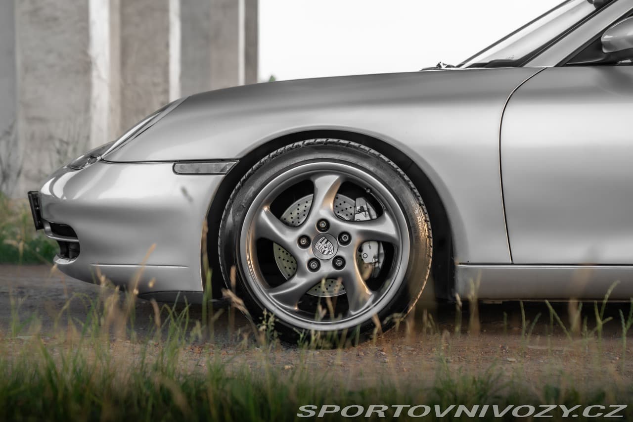 2001 Porsche 911 - 6
