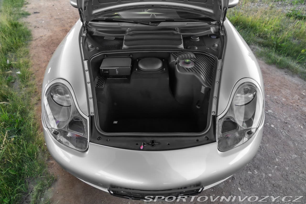 2001 Porsche 911 - 9