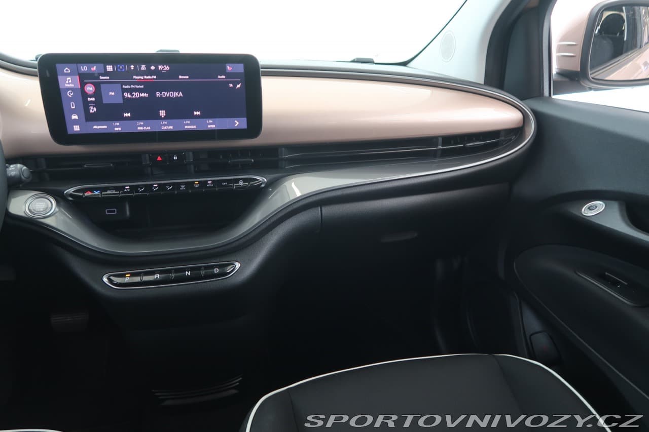 2023 Fiat 500 - 8