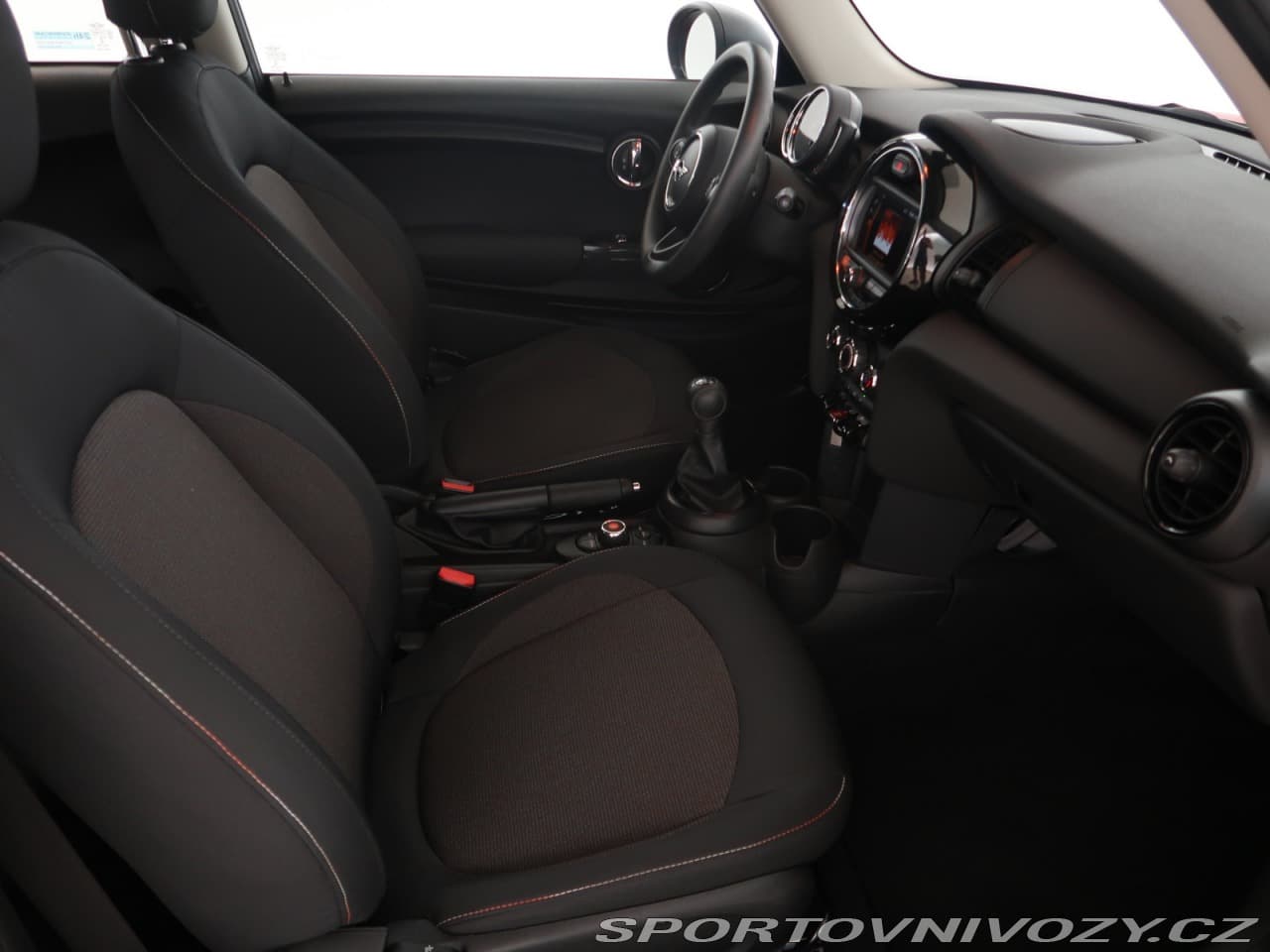 2019 Mini ONE - 9