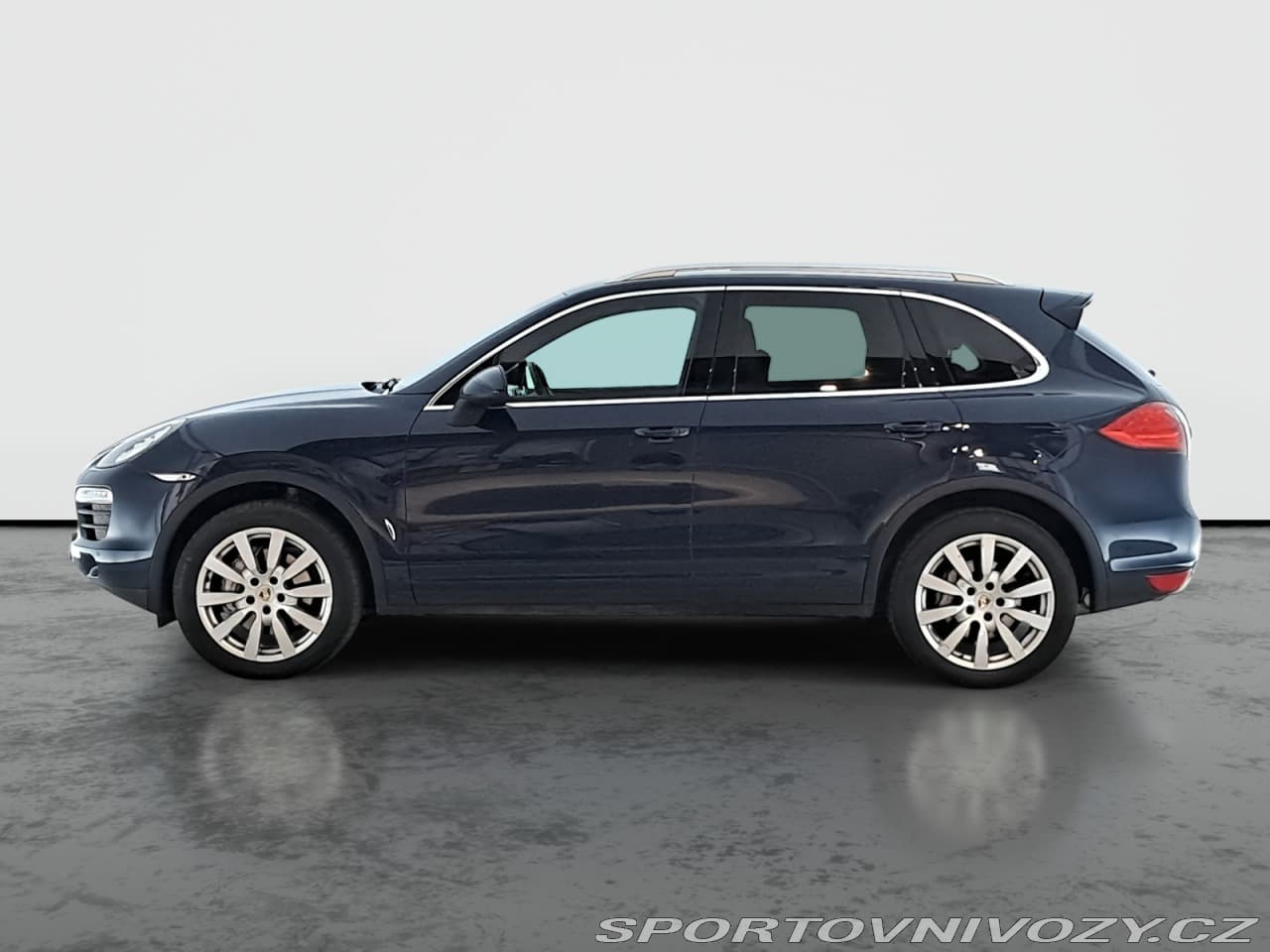 2011 Porsche CAYENNE - 3