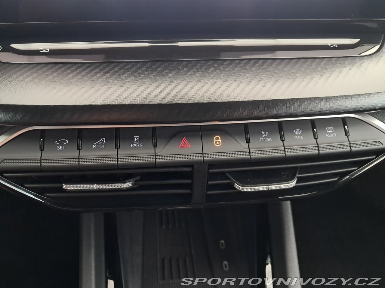 2025 Škoda OCTAVIA - 18