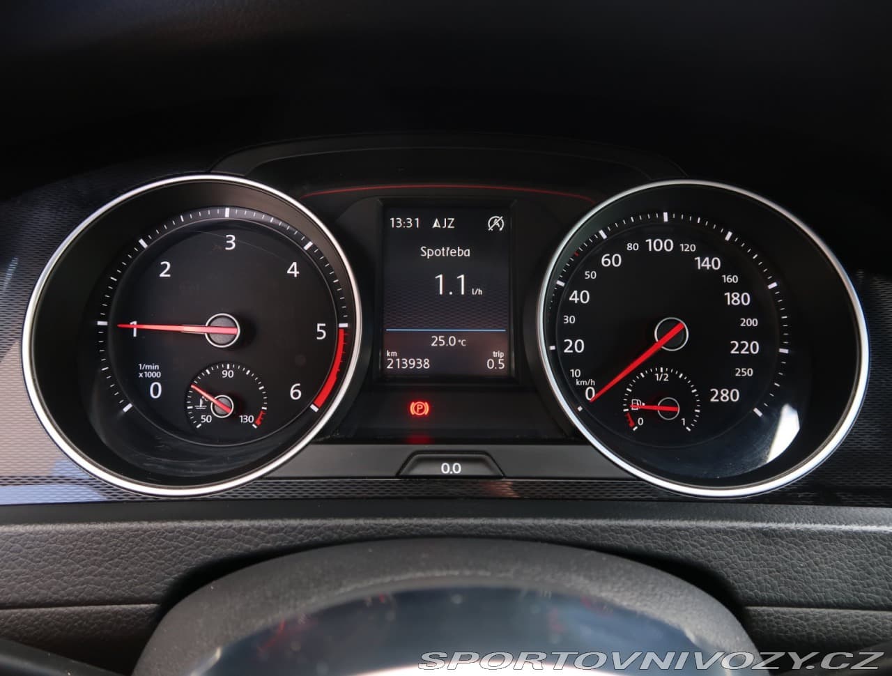2016 Volkswagen GOLF - 11