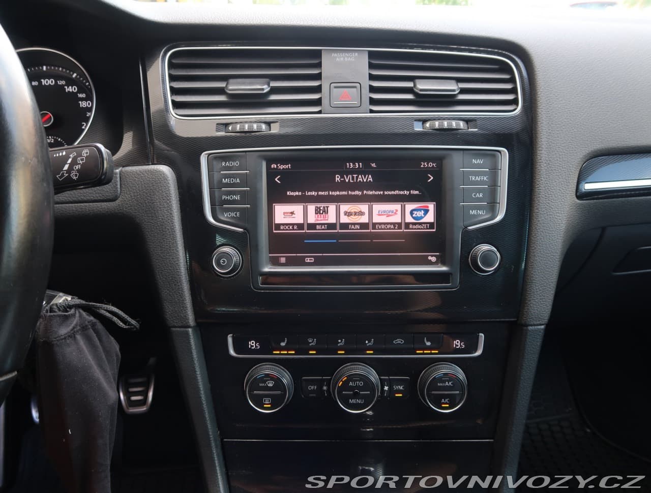 2016 Volkswagen GOLF - 12