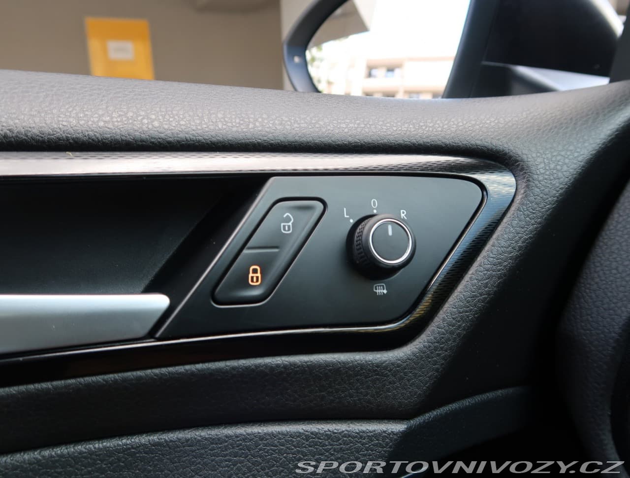 2016 Volkswagen GOLF - 18
