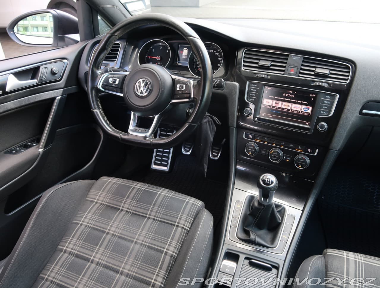 2016 Volkswagen GOLF - 7