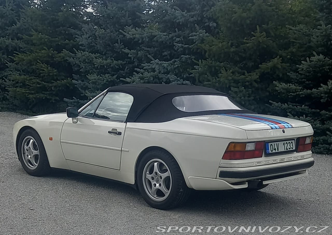 1989 Porsche 944 - 2