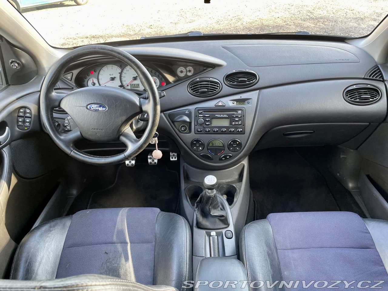 2002 Ford FOCUS - 5
