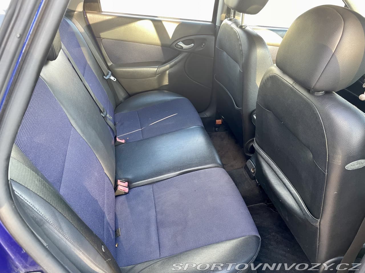 2002 Ford FOCUS - 7