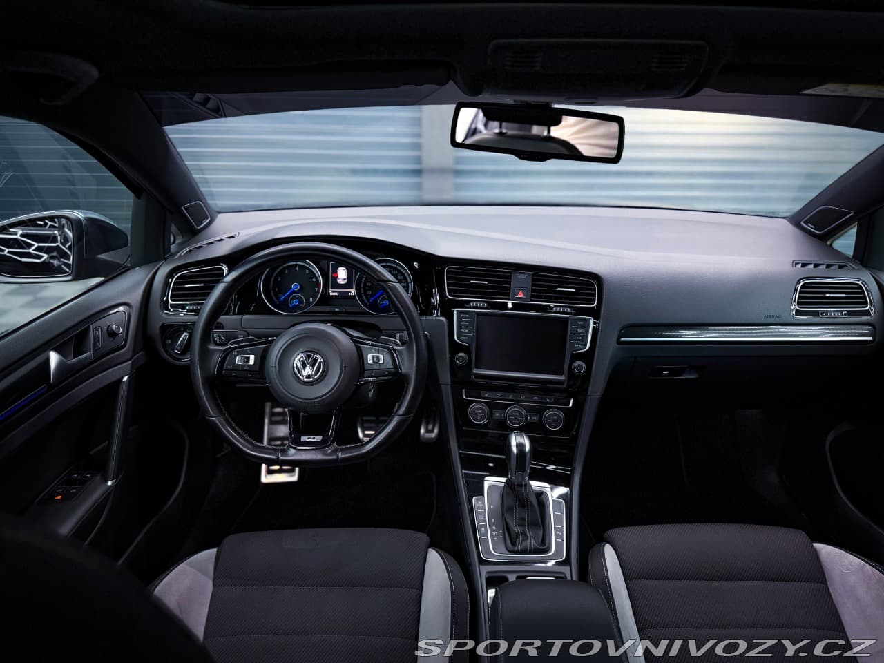 2015 Volkswagen GOLF - 9