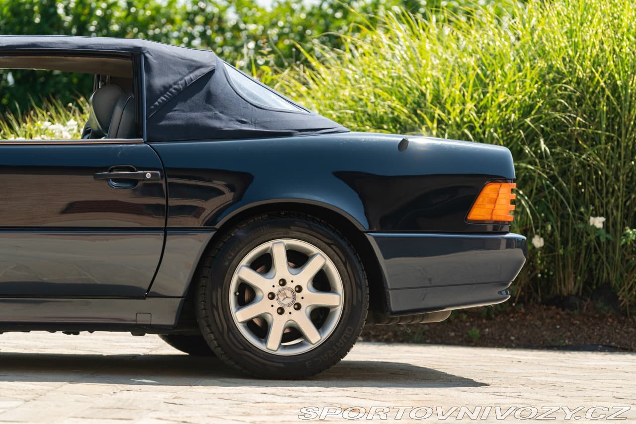 1990 Mercedes-Benz SL - 6