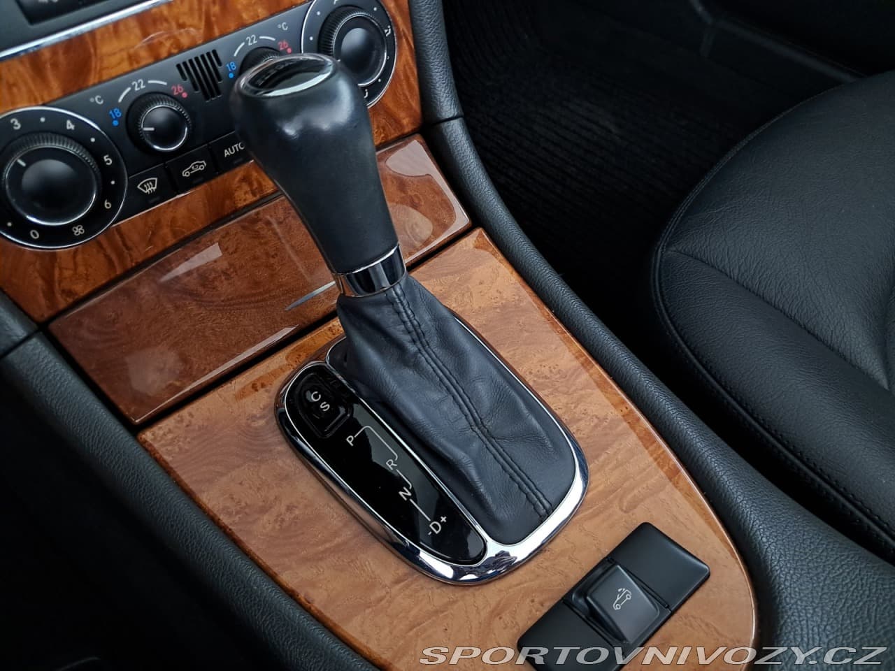 2005 Mercedes-Benz CLK - 13