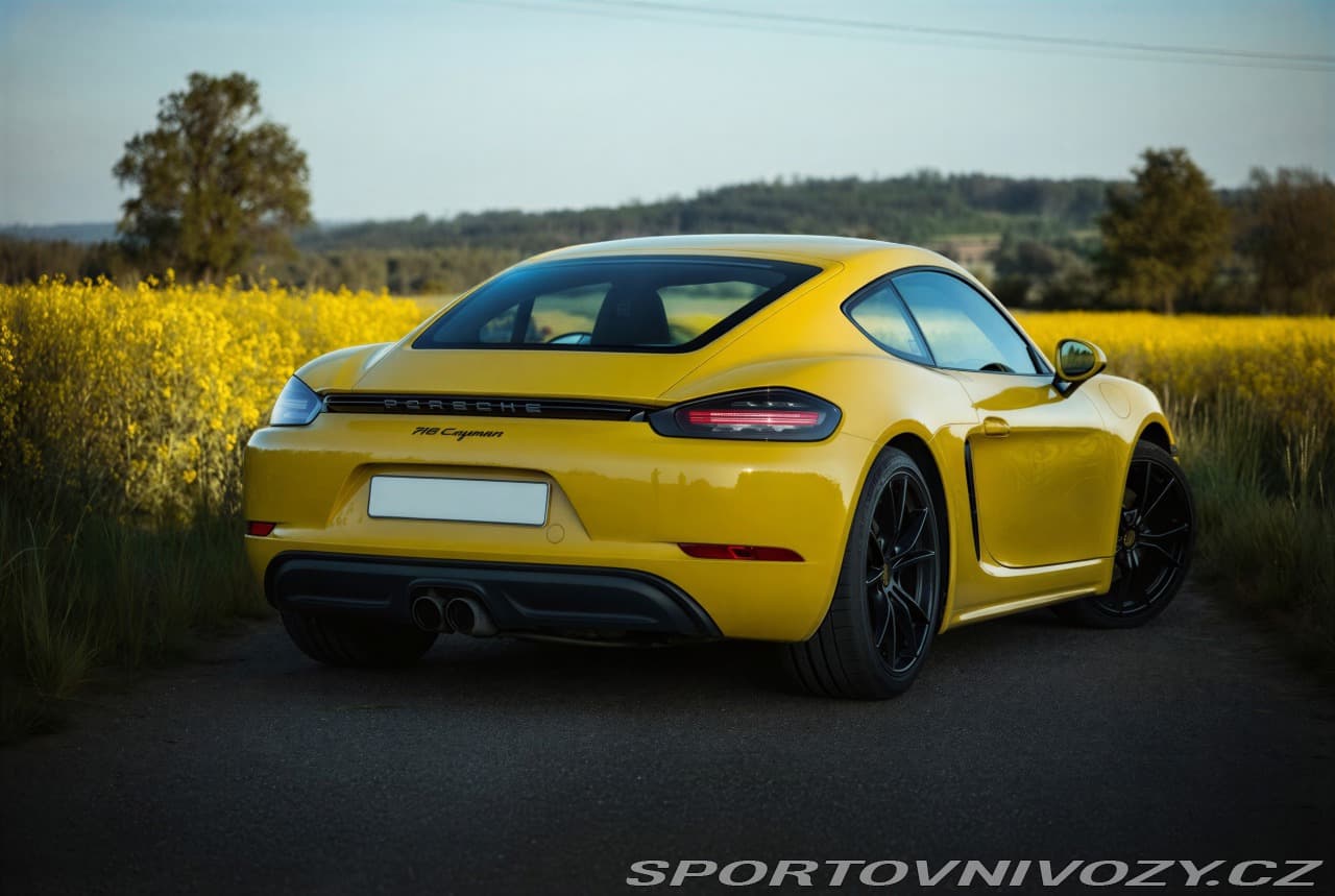 2018 Porsche CAYMAN - 2