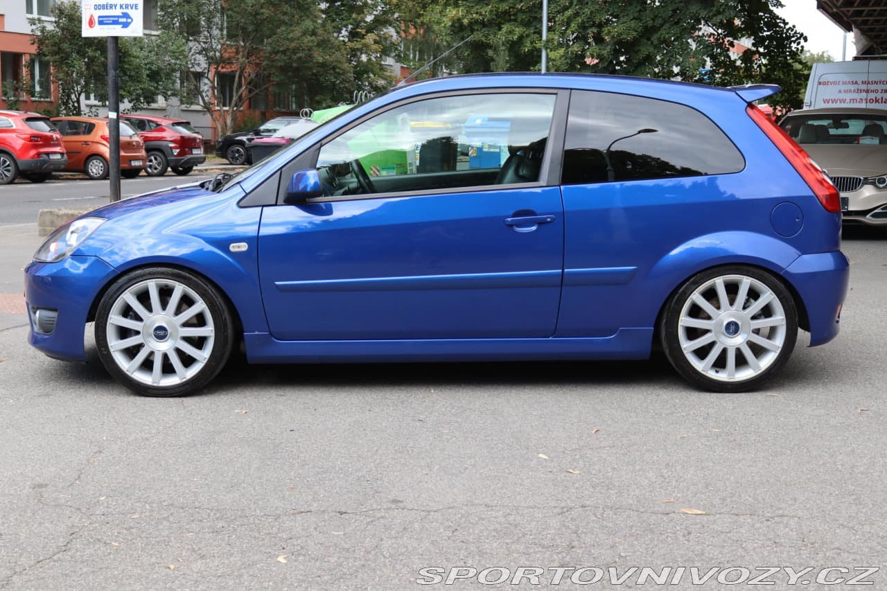 2006 Ford FIESTA - 15