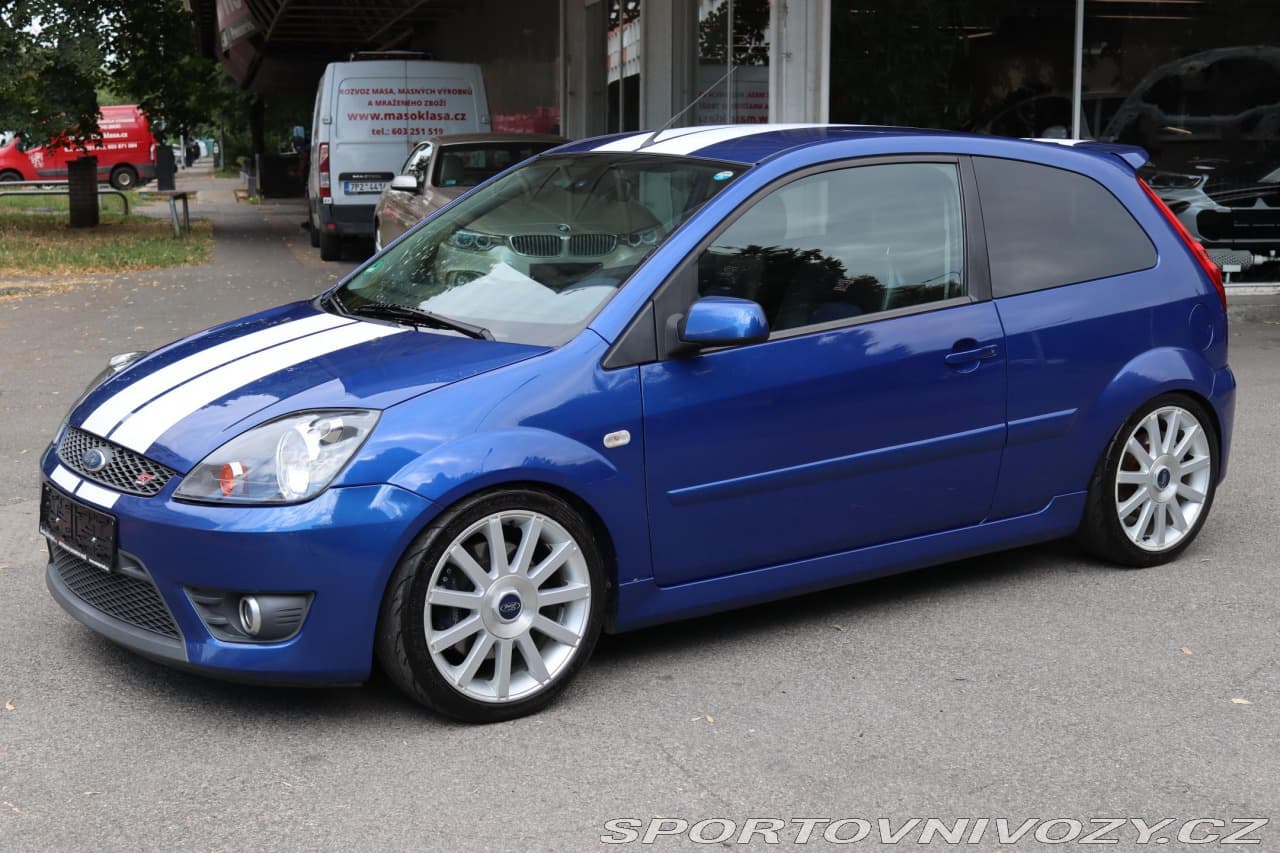 2006 Ford FIESTA - 16