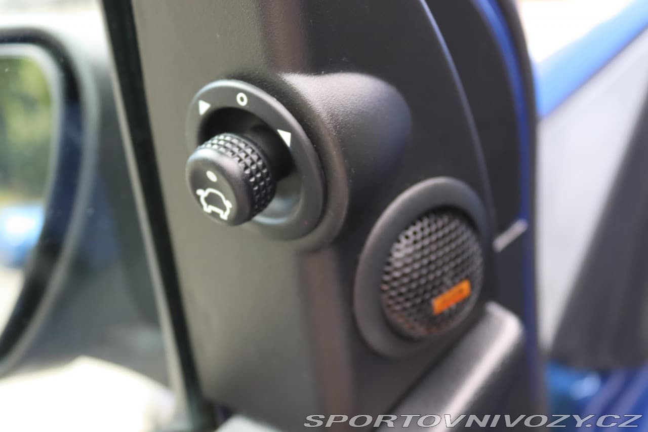 2006 Ford FIESTA - 20