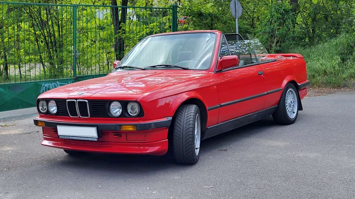 1990 BMW 3-SERIES - 2