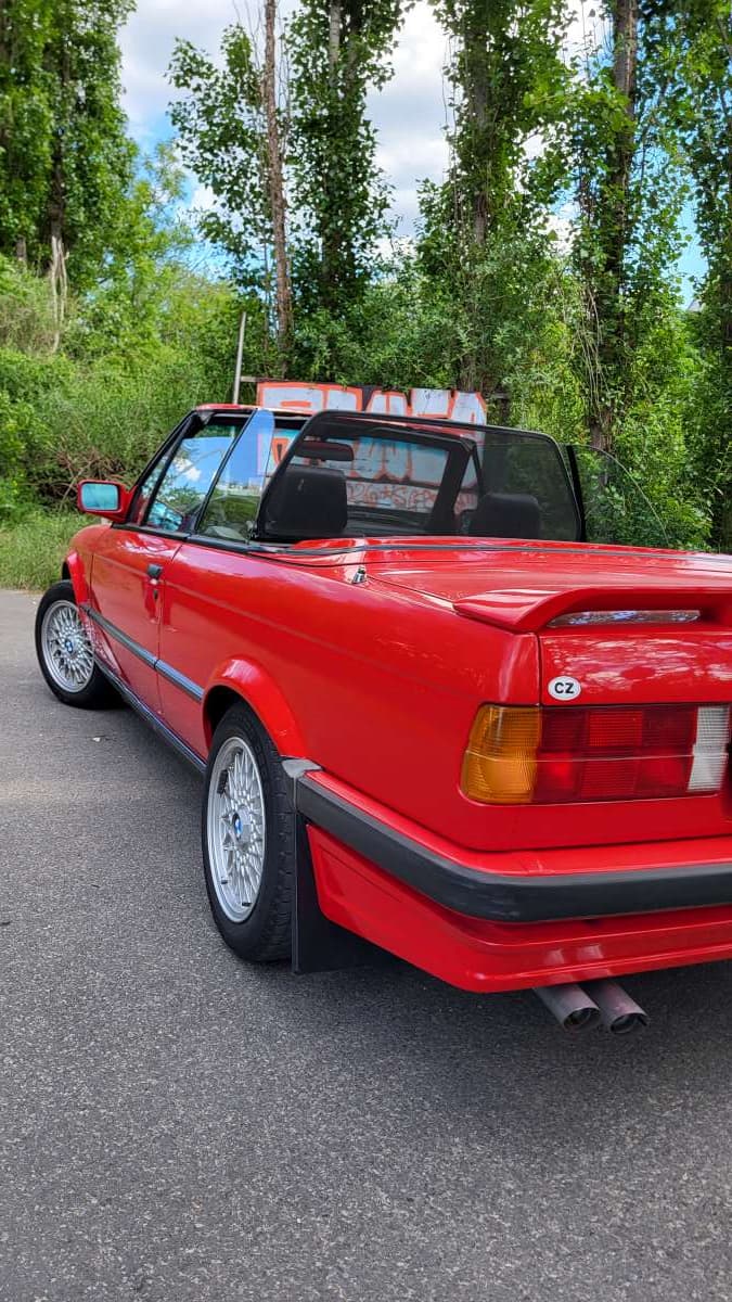 1990 BMW 3-SERIES - 5