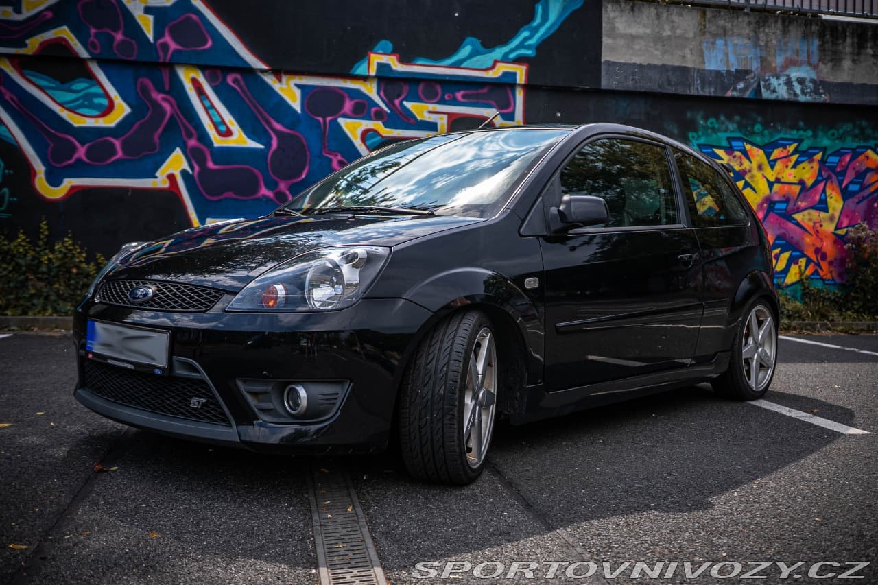 2005 Ford FIESTA - 3