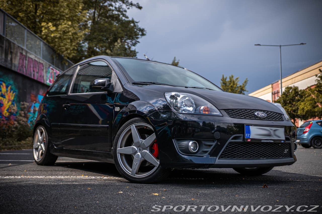 2005 Ford FIESTA - 4