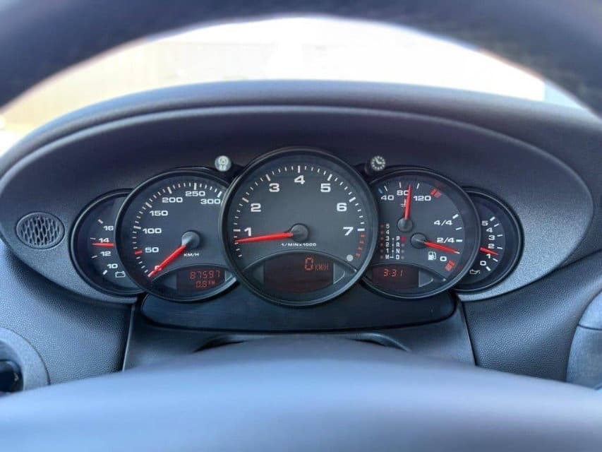 1998 Porsche 911 - 17