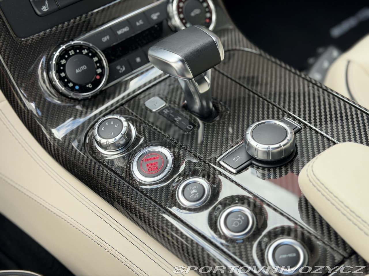 2010 Mercedes-Benz SLS - 16