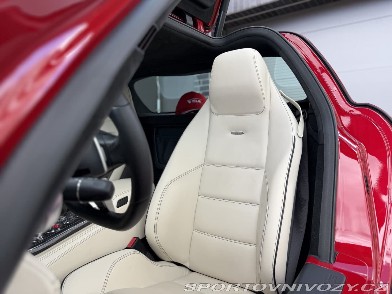 2010 Mercedes-Benz SLS - 20