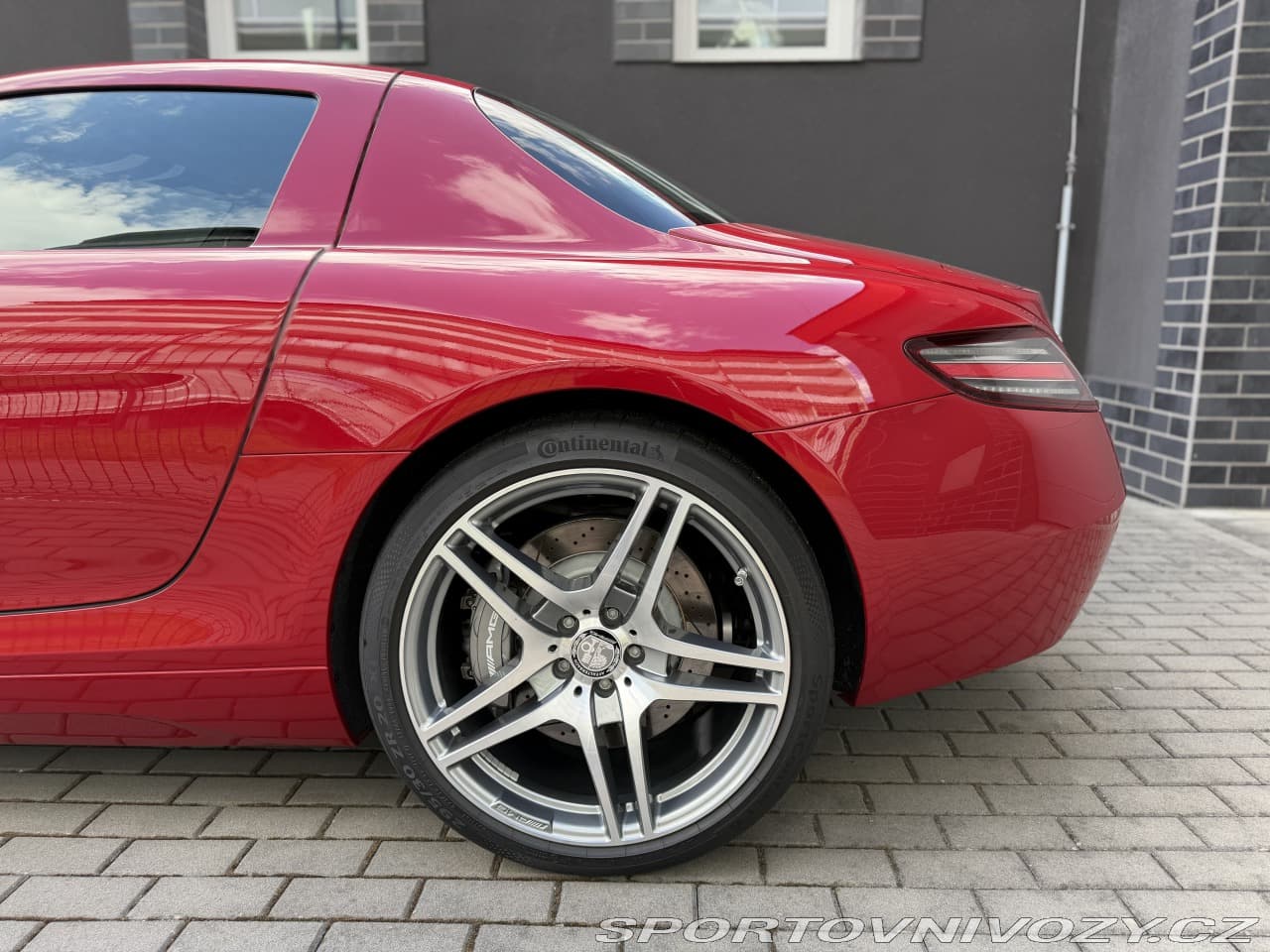 2010 Mercedes-Benz SLS - 5