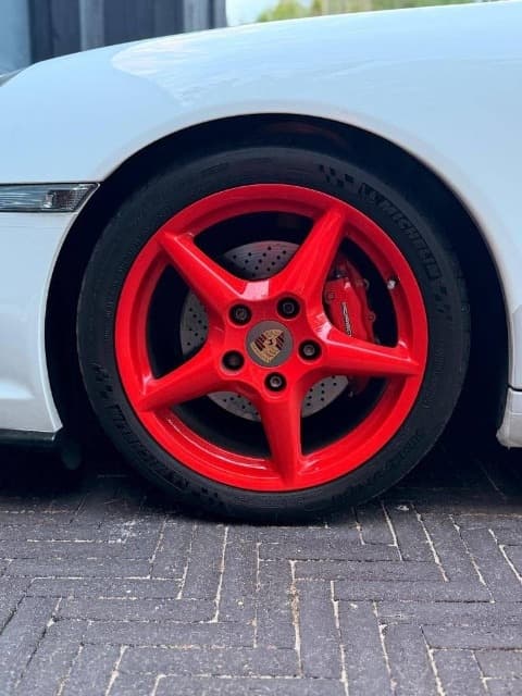 2005 Porsche 911 - 16