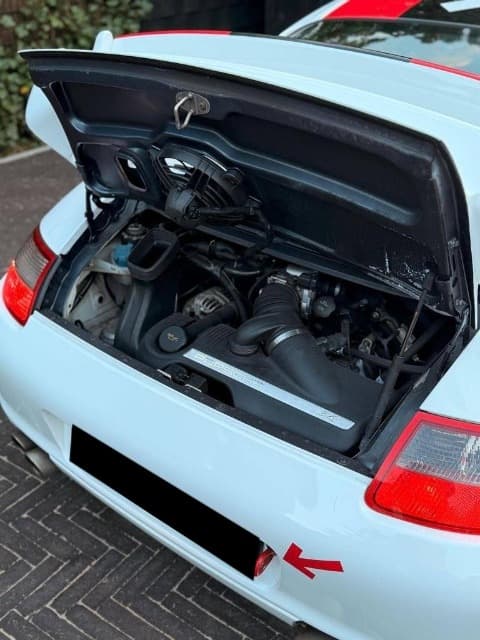 2005 Porsche 911 - 17