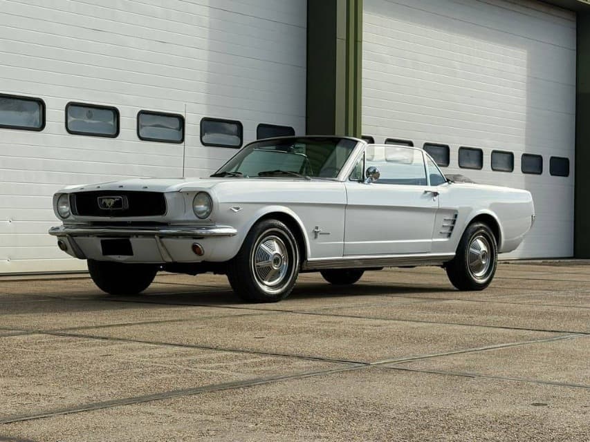 1966 Ford MUSTANG - 4