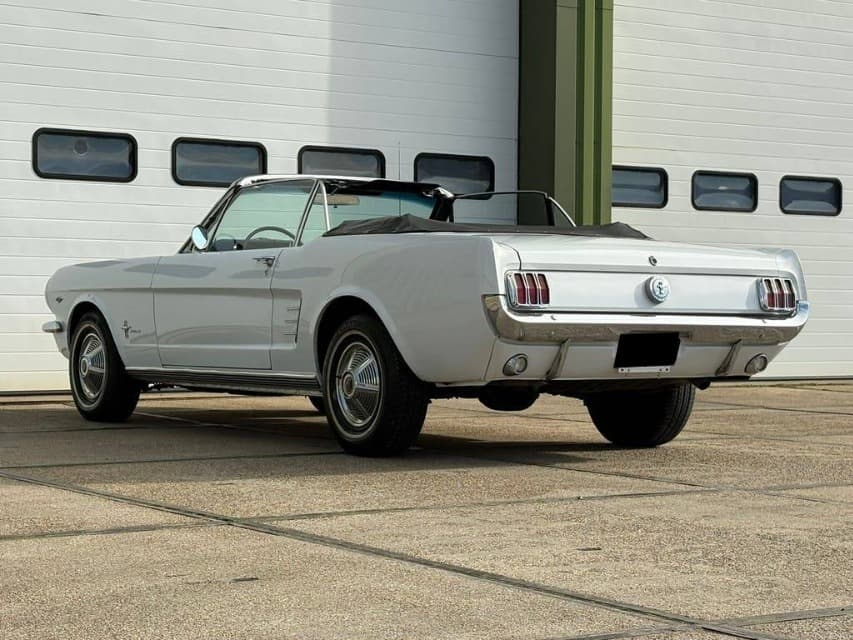 1966 Ford MUSTANG - 8