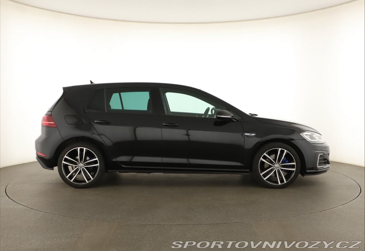 2020 Volkswagen GOLF - 6