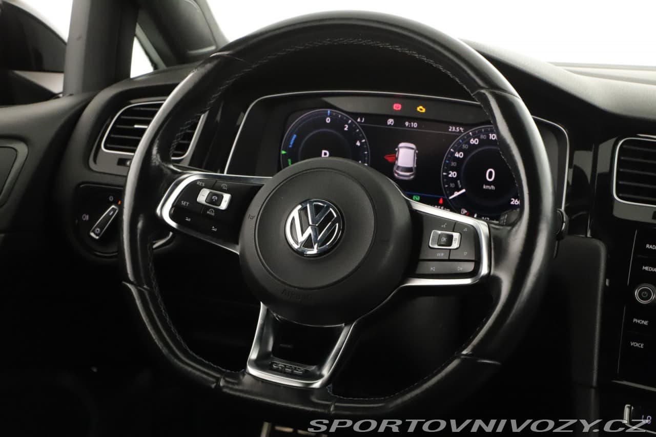 2020 Volkswagen GOLF - 8