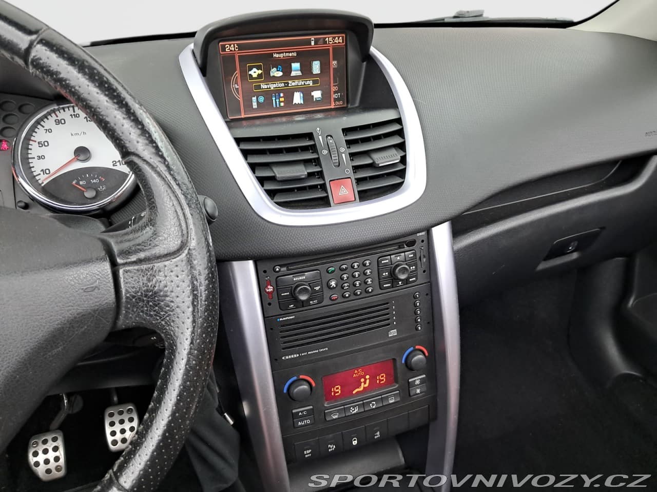 2007 Peugeot 207 - 11