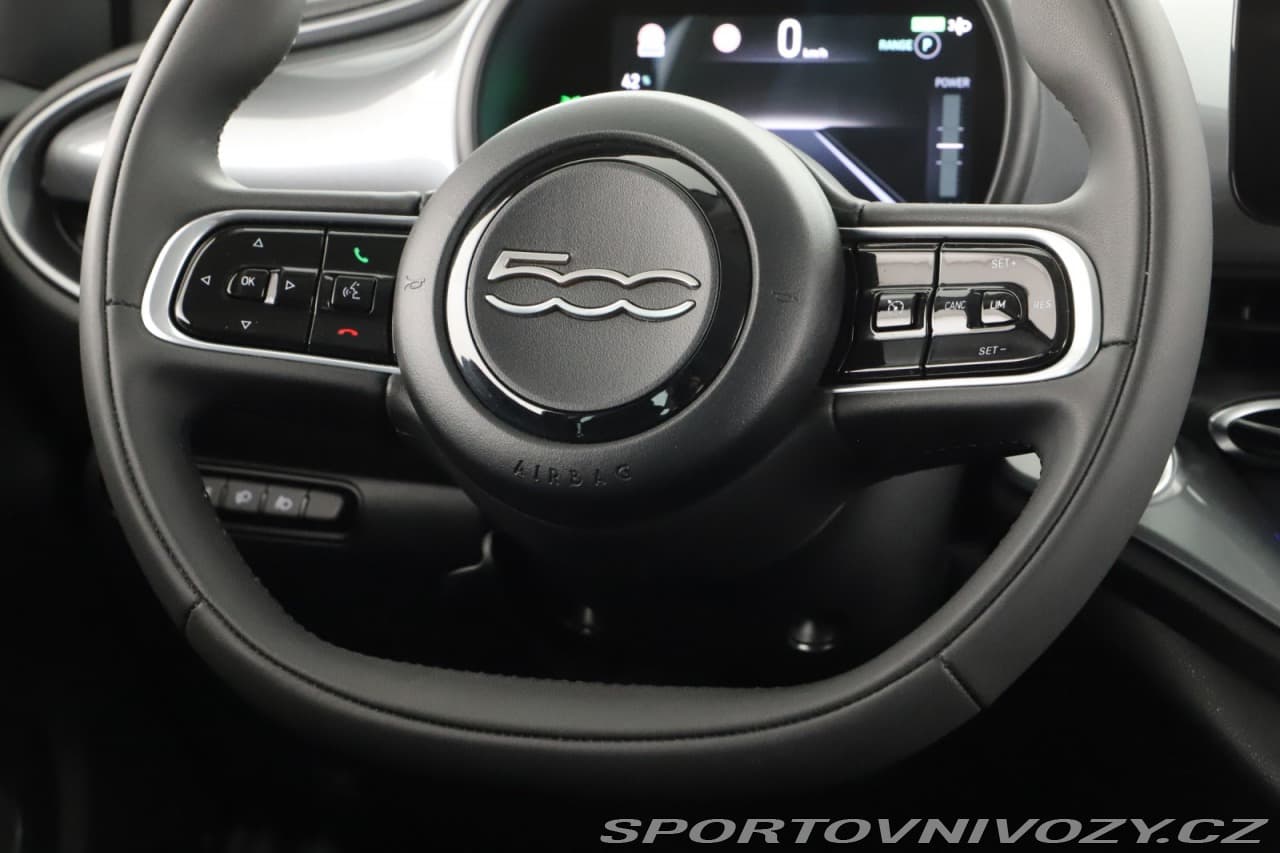 2024 Fiat 500 - 8