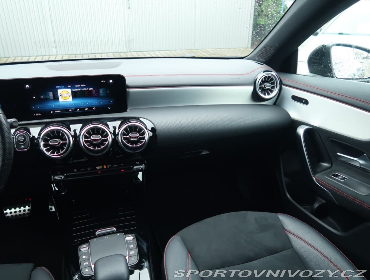 2022 Mercedes-Benz CLA - 8