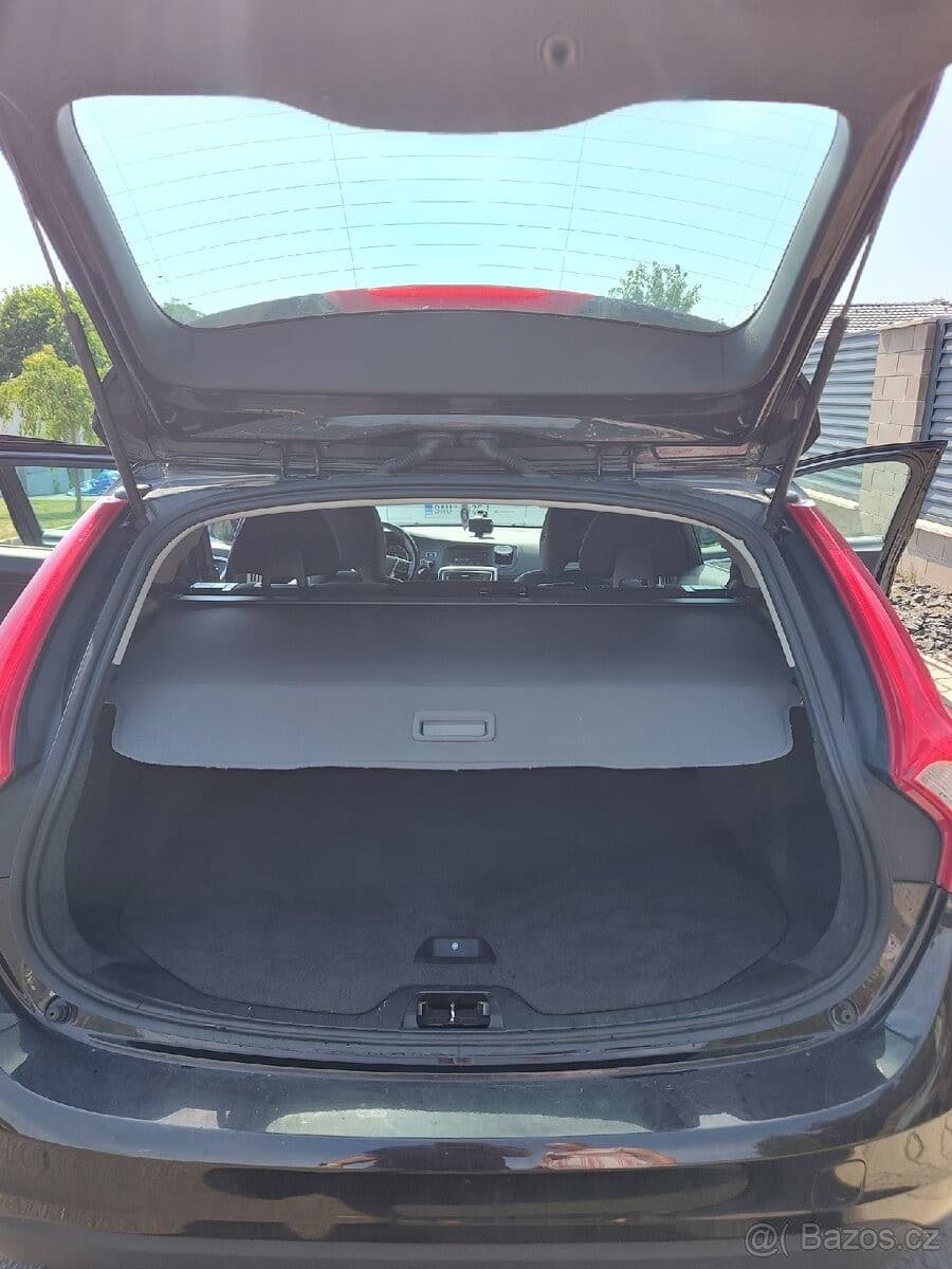 2013 Volvo V60 - 15