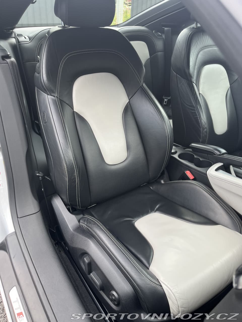 2008 Audi TT - 9