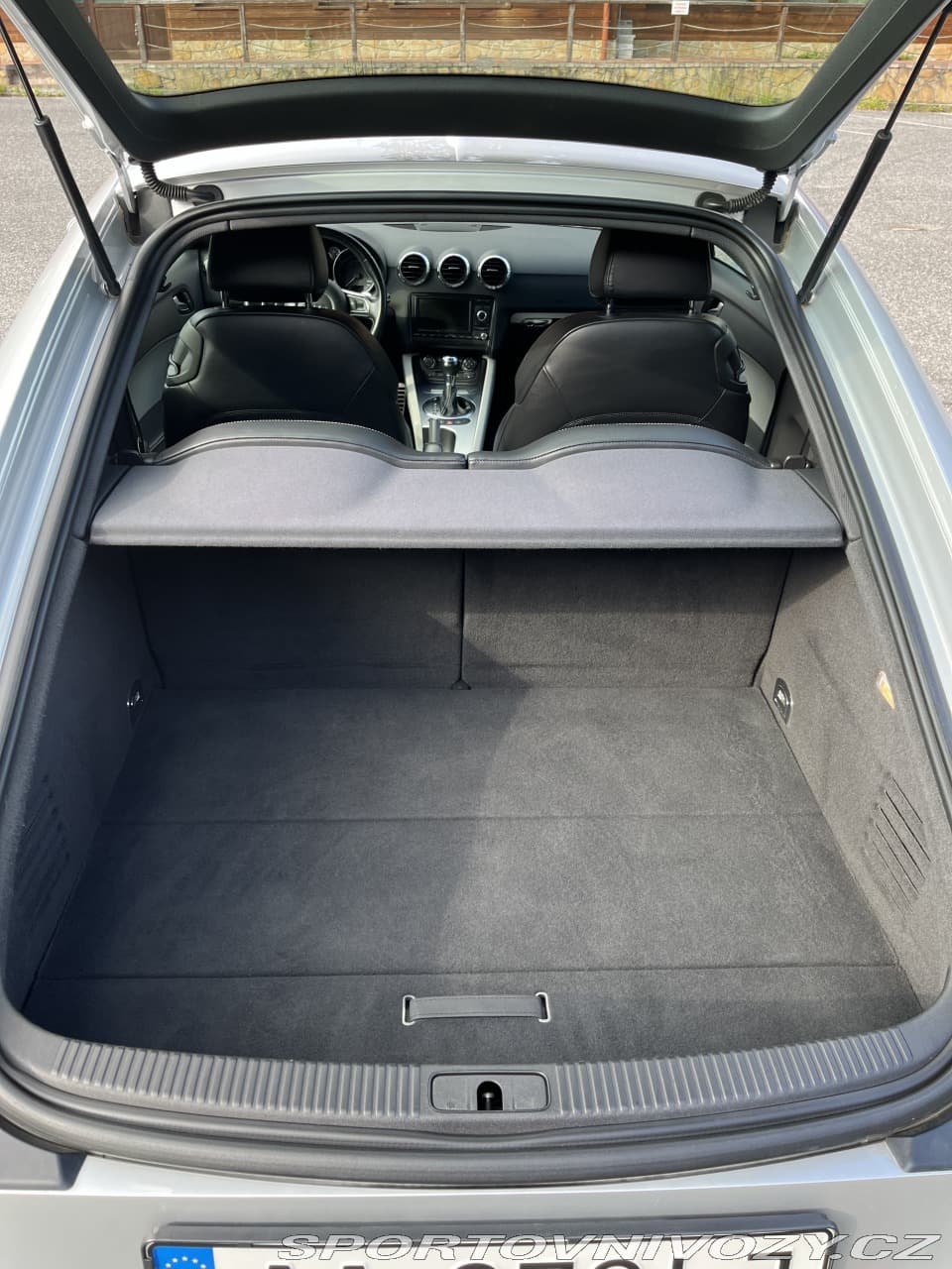 2008 Audi TT - 12