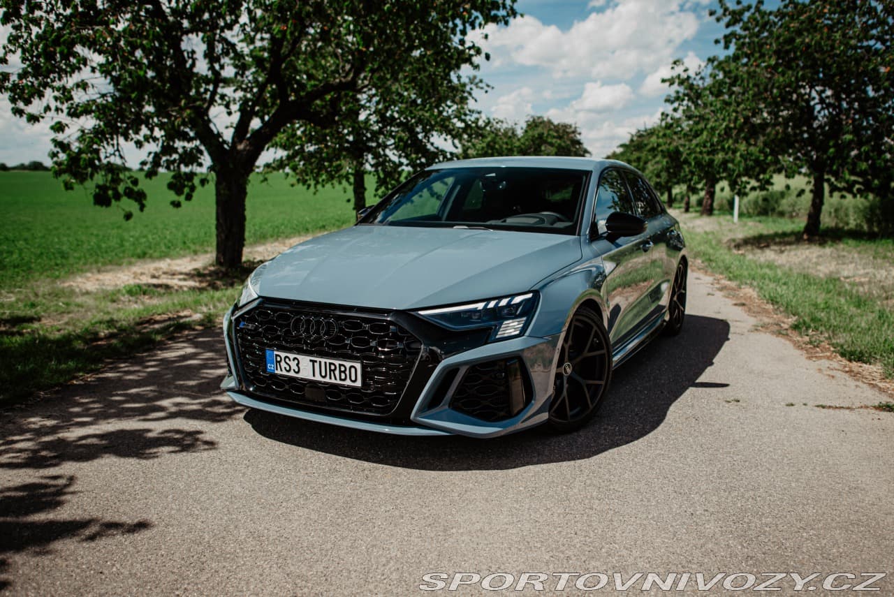 2022 Audi RS3 - 12
