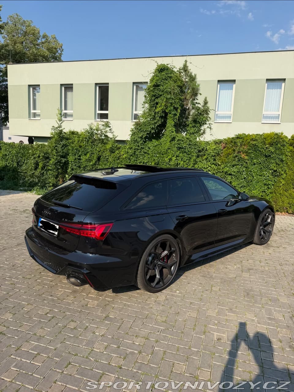 2025 Audi RS6 - 10