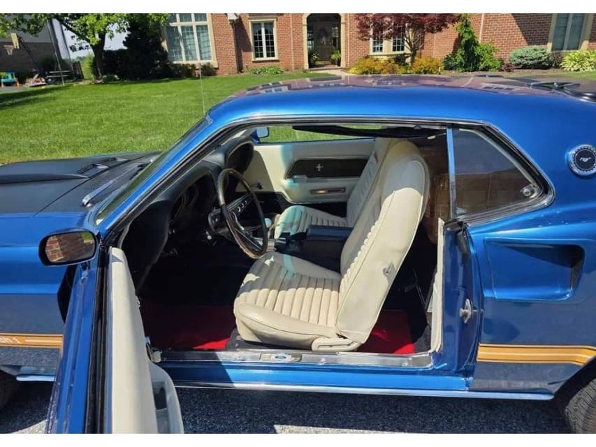 Ford MUSTANG - 7