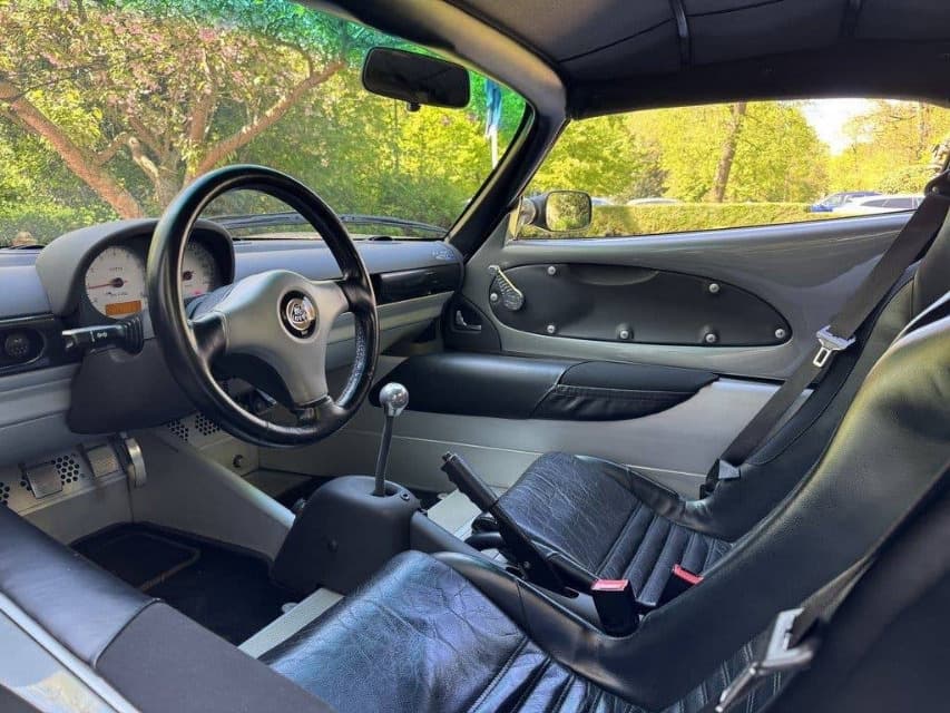 1999 Lotus ELISE - 12