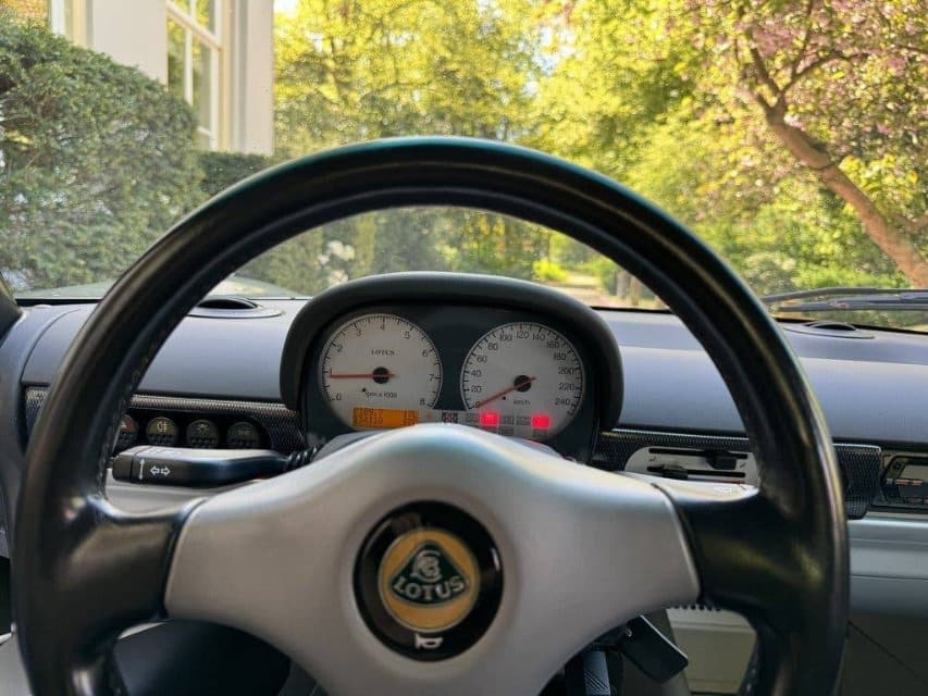 1999 Lotus ELISE - 14