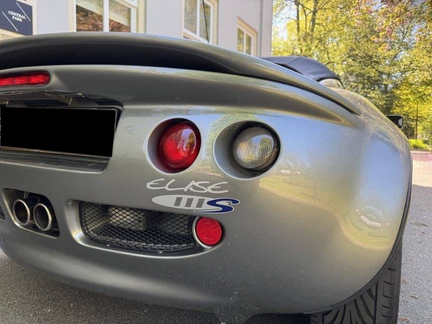 1999 Lotus ELISE - 8