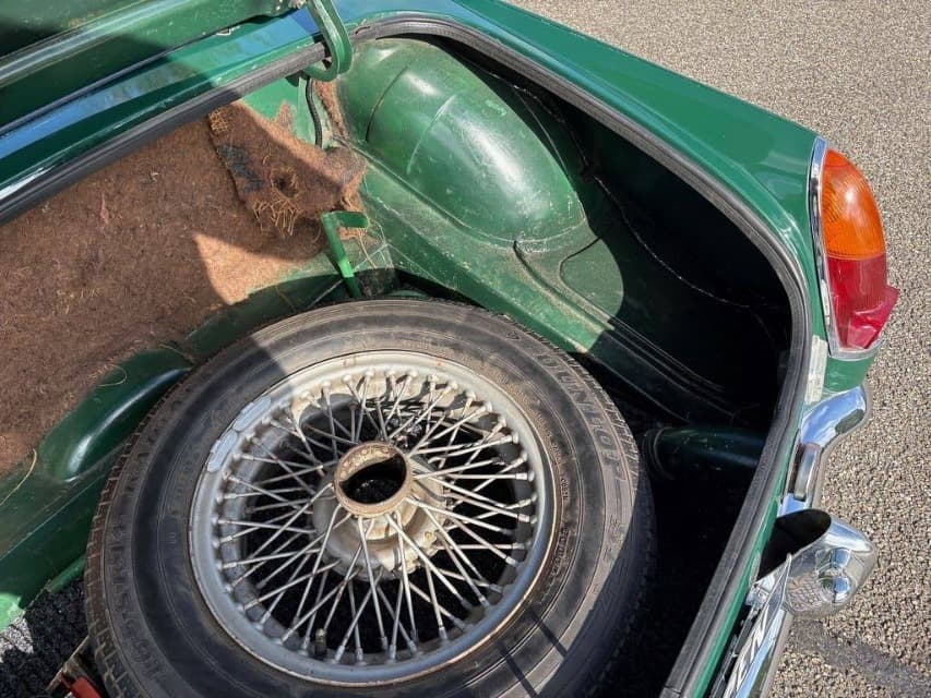 1967 MG MGB - 11