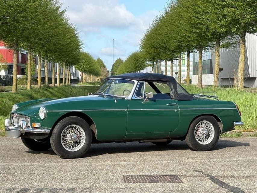 1967 MG MGB - 15