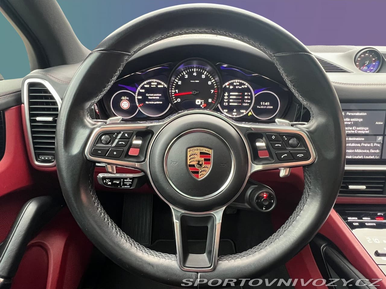 2019 Porsche CAYENNE - 16